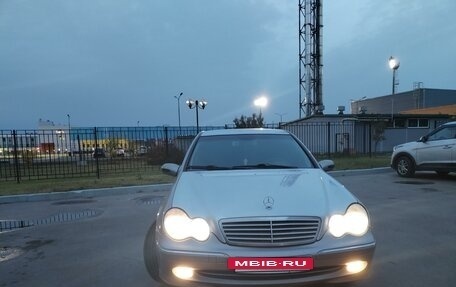 Mercedes-Benz C-Класс, 2001 год, 780 000 рублей, 3 фотография