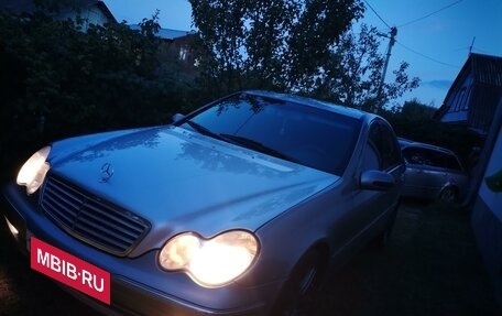 Mercedes-Benz C-Класс, 2001 год, 780 000 рублей, 16 фотография