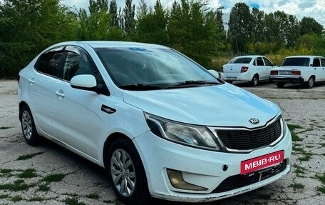 KIA Rio III рестайлинг, 2014 год, 680 000 рублей, 3 фотография