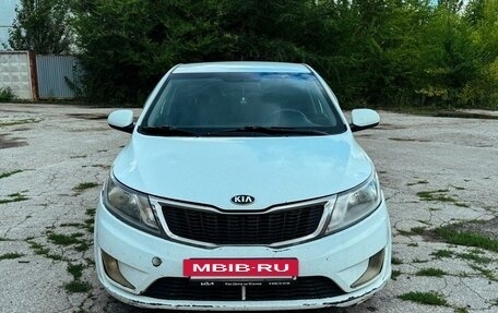 KIA Rio III рестайлинг, 2014 год, 680 000 рублей, 10 фотография