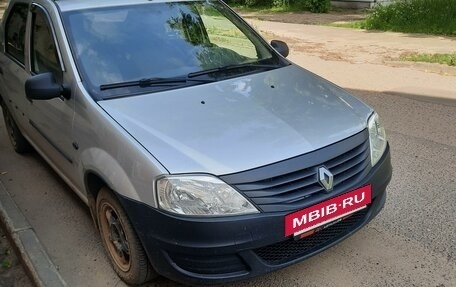 Renault Logan I, 2013 год, 590 000 рублей, 2 фотография