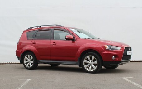 Mitsubishi Outlander III рестайлинг 3, 2011 год, 1 380 000 рублей, 3 фотография