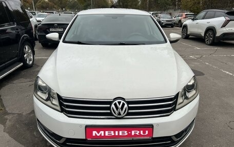 Volkswagen Passat B7, 2013 год, 1 050 000 рублей, 3 фотография