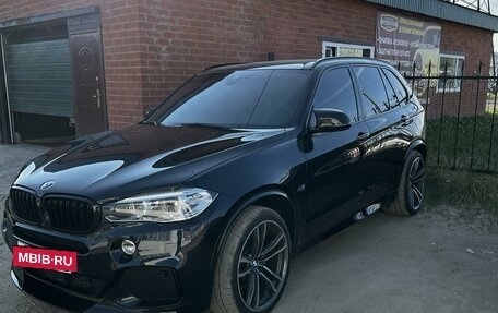 BMW X5, 2018 год, 6 000 000 рублей, 2 фотография