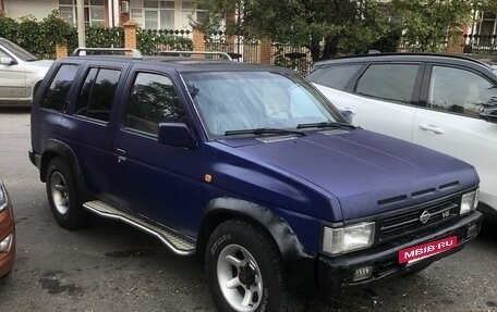 Nissan Terrano II рестайлинг, 1994 год, 450 000 рублей, 2 фотография