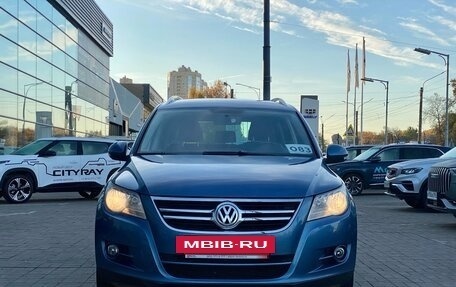 Volkswagen Tiguan I, 2010 год, 1 049 000 рублей, 2 фотография