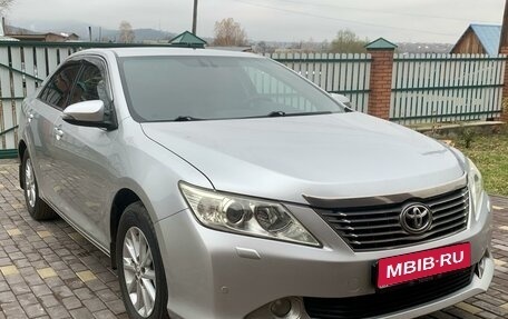 Toyota Camry, 2012 год, 1 950 000 рублей, 1 фотография