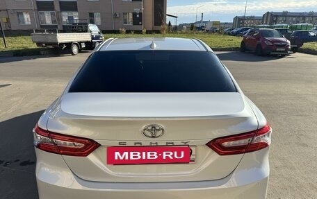 Toyota Camry, 2021 год, 3 600 000 рублей, 7 фотография