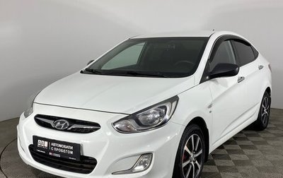 Hyundai Solaris II рестайлинг, 2013 год, 990 000 рублей, 1 фотография