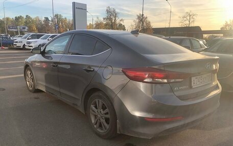 Hyundai Elantra VI рестайлинг, 2018 год, 1 399 000 рублей, 6 фотография