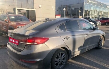 Hyundai Elantra VI рестайлинг, 2018 год, 1 399 000 рублей, 4 фотография