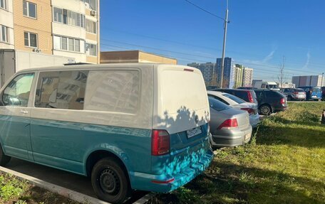 Volkswagen Transporter T6 рестайлинг, 2017 год, 3 000 000 рублей, 3 фотография