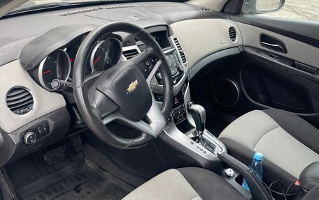 Chevrolet Cruze II, 2011 год, 700 000 рублей, 13 фотография