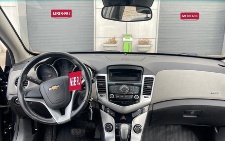 Chevrolet Cruze II, 2011 год, 700 000 рублей, 21 фотография