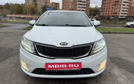 KIA Rio III рестайлинг, 2012 год, 1 000 000 рублей, 2 фотография