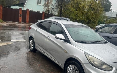 Hyundai Solaris II рестайлинг, 2013 год, 551 000 рублей, 12 фотография