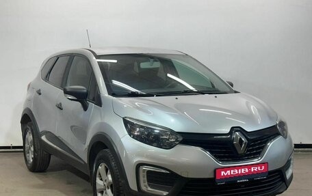 Renault Kaptur I рестайлинг, 2019 год, 1 380 000 рублей, 3 фотография