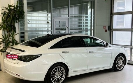 Hyundai Sonata VI, 2012 год, 1 479 900 рублей, 2 фотография