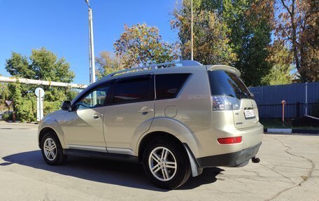 Mitsubishi Outlander III рестайлинг 3, 2008 год, 1 250 000 рублей, 4 фотография