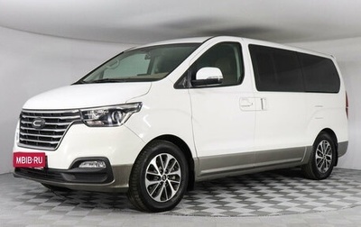 Hyundai Grand Starex Grand Starex I рестайлинг 2, 2018 год, 4 100 000 рублей, 1 фотография