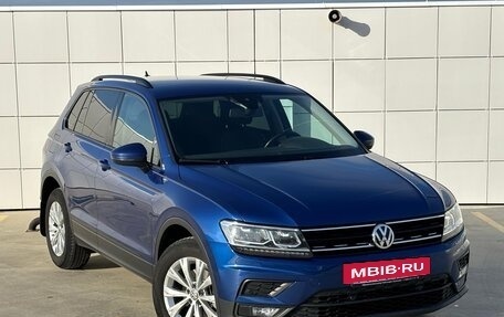 Volkswagen Tiguan II, 2020 год, 2 550 000 рублей, 2 фотография