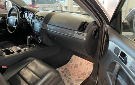 Volkswagen Touareg III, 2009 год, 1 699 000 рублей, 12 фотография