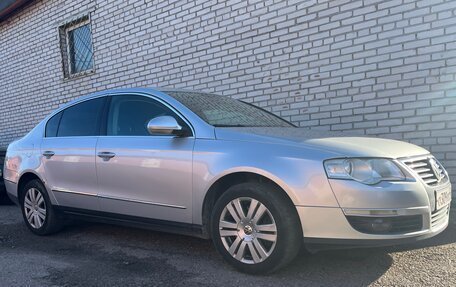 Volkswagen Passat B6, 2005 год, 580 000 рублей, 3 фотография