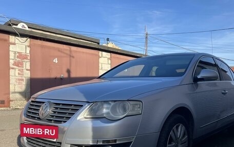 Volkswagen Passat B6, 2005 год, 580 000 рублей, 2 фотография