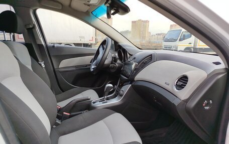 Chevrolet Cruze II, 2013 год, 820 000 рублей, 9 фотография