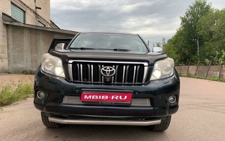 Toyota Land Cruiser Prado 150 рестайлинг 2, 2010 год, 2 800 000 рублей, 1 фотография