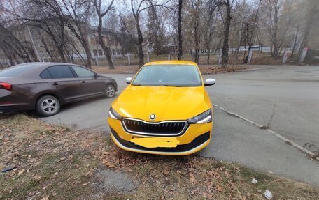 Skoda Rapid II, 2021 год, 1 600 000 рублей, 5 фотография