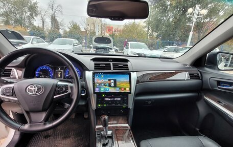 Toyota Camry, 2015 год, 2 380 000 рублей, 8 фотография