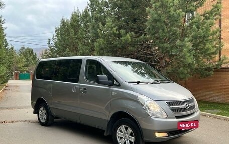 Hyundai Grand Starex Grand Starex I рестайлинг 2, 2014 год, 2 150 000 рублей, 4 фотография