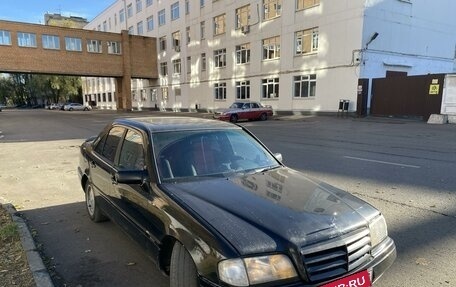 Mercedes-Benz C-Класс, 1994 год, 300 000 рублей, 6 фотография