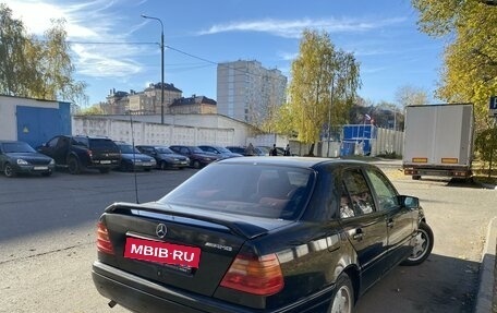 Mercedes-Benz C-Класс, 1994 год, 300 000 рублей, 4 фотография