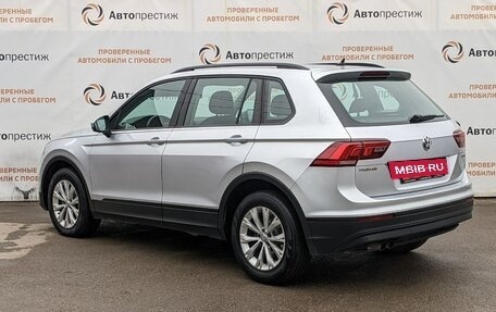 Volkswagen Tiguan II, 2020 год, 2 990 000 рублей, 12 фотография