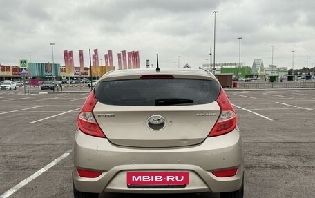 Hyundai Solaris II рестайлинг, 2011 год, 765 000 рублей, 5 фотография