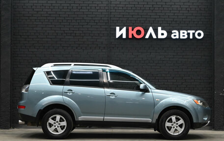 Mitsubishi Outlander III рестайлинг 3, 2008 год, 1 220 000 рублей, 10 фотография