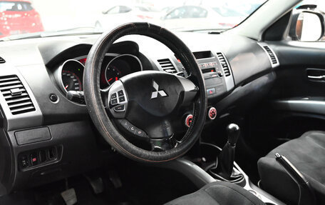 Mitsubishi Outlander III рестайлинг 3, 2008 год, 1 220 000 рублей, 15 фотография