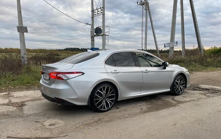 Toyota Camry, 2021 год, 4 100 000 рублей, 8 фотография