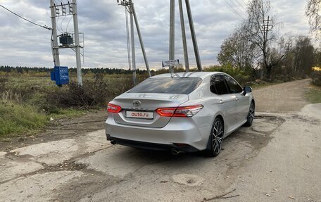 Toyota Camry, 2021 год, 4 100 000 рублей, 10 фотография