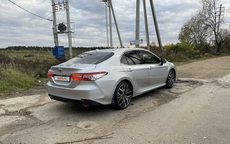 Toyota Camry, 2021 год, 4 100 000 рублей, 9 фотография