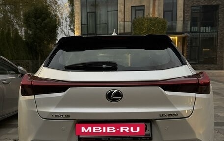 Lexus UX I, 2021 год, 3 300 000 рублей, 3 фотография