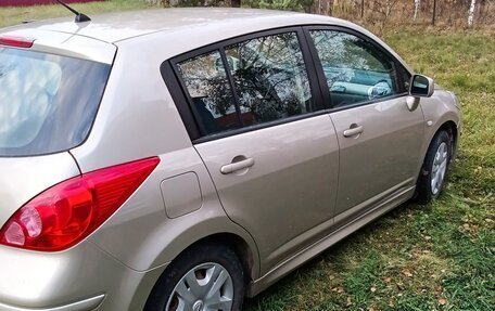 Nissan Tiida, 2011 год, 880 000 рублей, 6 фотография