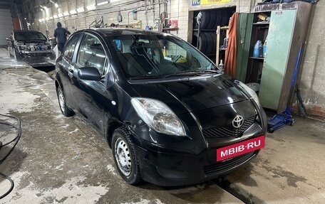 Toyota Yaris III рестайлинг, 2008 год, 450 000 рублей, 4 фотография