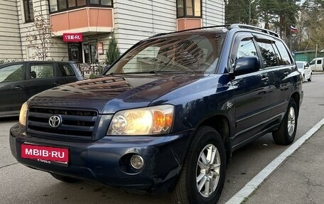 Toyota Highlander III, 2004 год, 1 060 000 рублей, 1 фотография