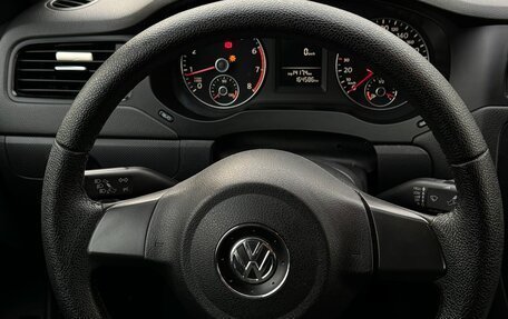 Volkswagen Jetta VI, 2013 год, 890 000 рублей, 15 фотография