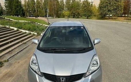 Honda Fit III, 2011 год, 3 фотография