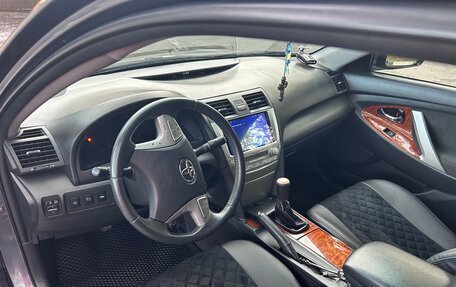 Toyota Camry, 2011 год, 1 750 000 рублей, 6 фотография