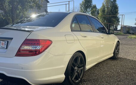 Mercedes-Benz C-Класс, 2011 год, 1 599 999 рублей, 16 фотография